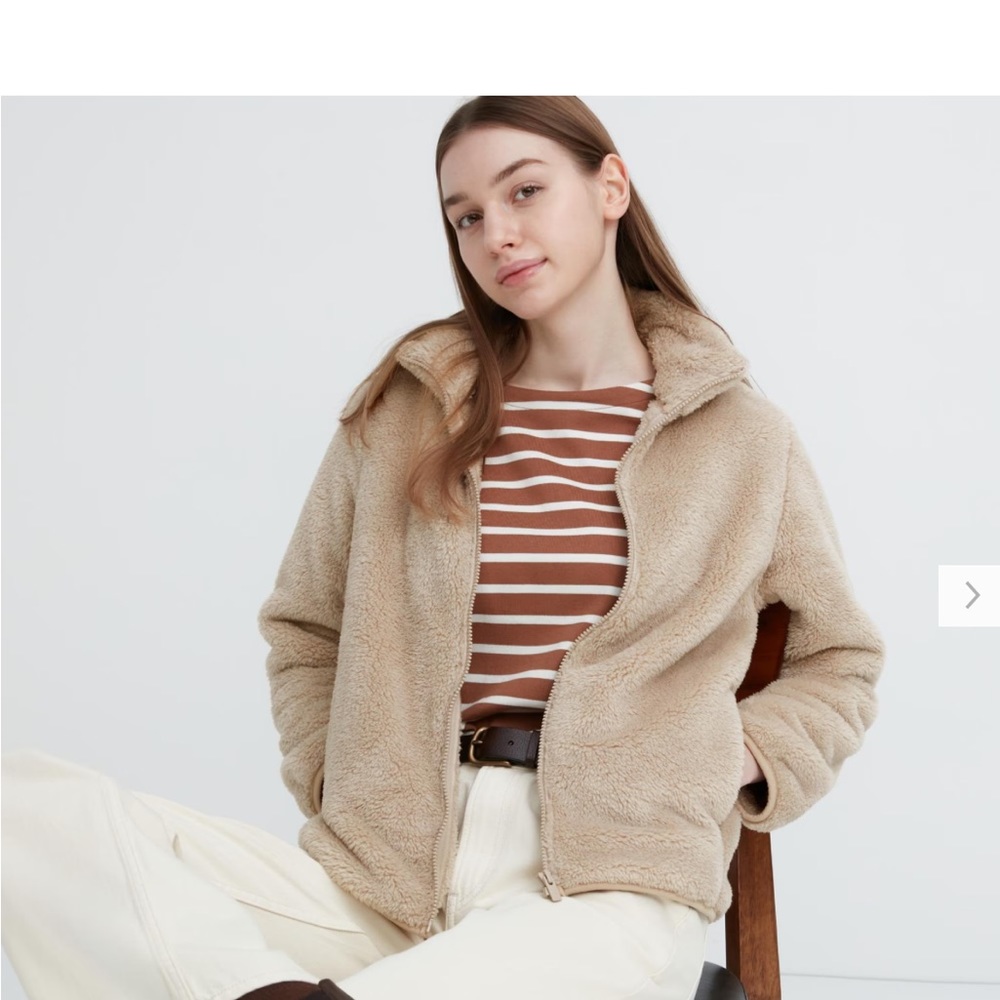 Uniqlo Fluffy Yarn Fleece Jackwt